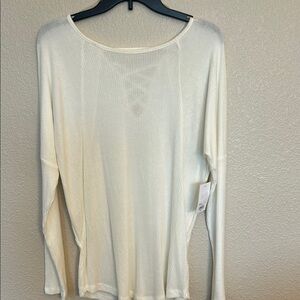 SO Cream Relaxed Long Sleeve Blouse